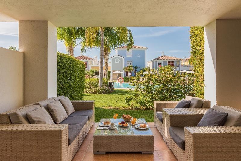 Cortijo Del Mar Resort Estepona Rom bilde